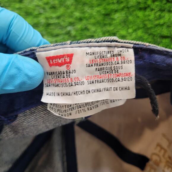 VTG 90s Levi's "Legends Never Die" Embroidered Faded Denim Dad Hat Baseball Cap - Picture 9 of 12